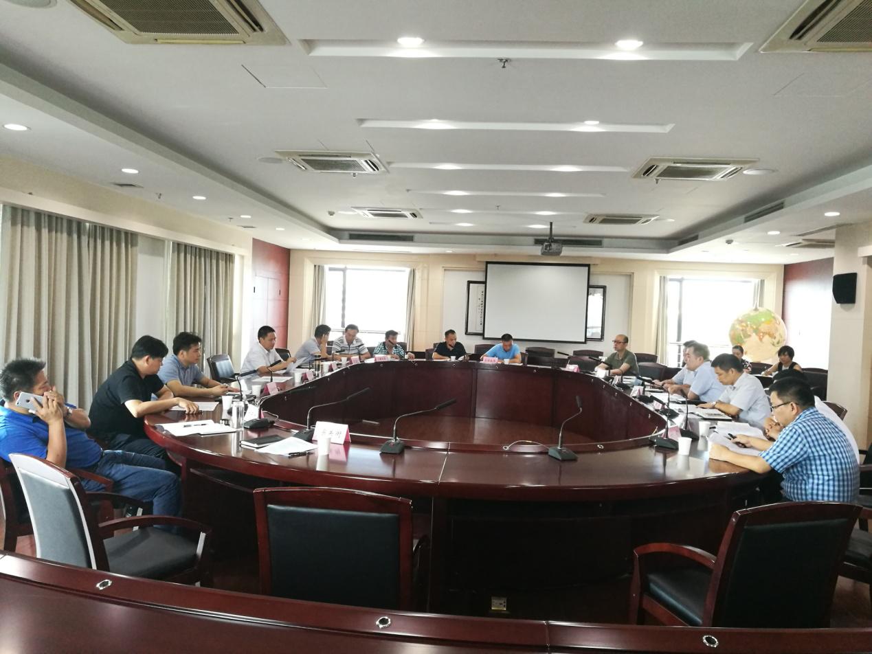 商務(wù)區(qū)集團(tuán)陳躍慶董事長(zhǎng)、潘杰總經(jīng)理帶隊(duì)赴硚口區(qū)協(xié)調(diào)推進(jìn)武漢中央商務(wù)區(qū)建設(shè)相關(guān)工作