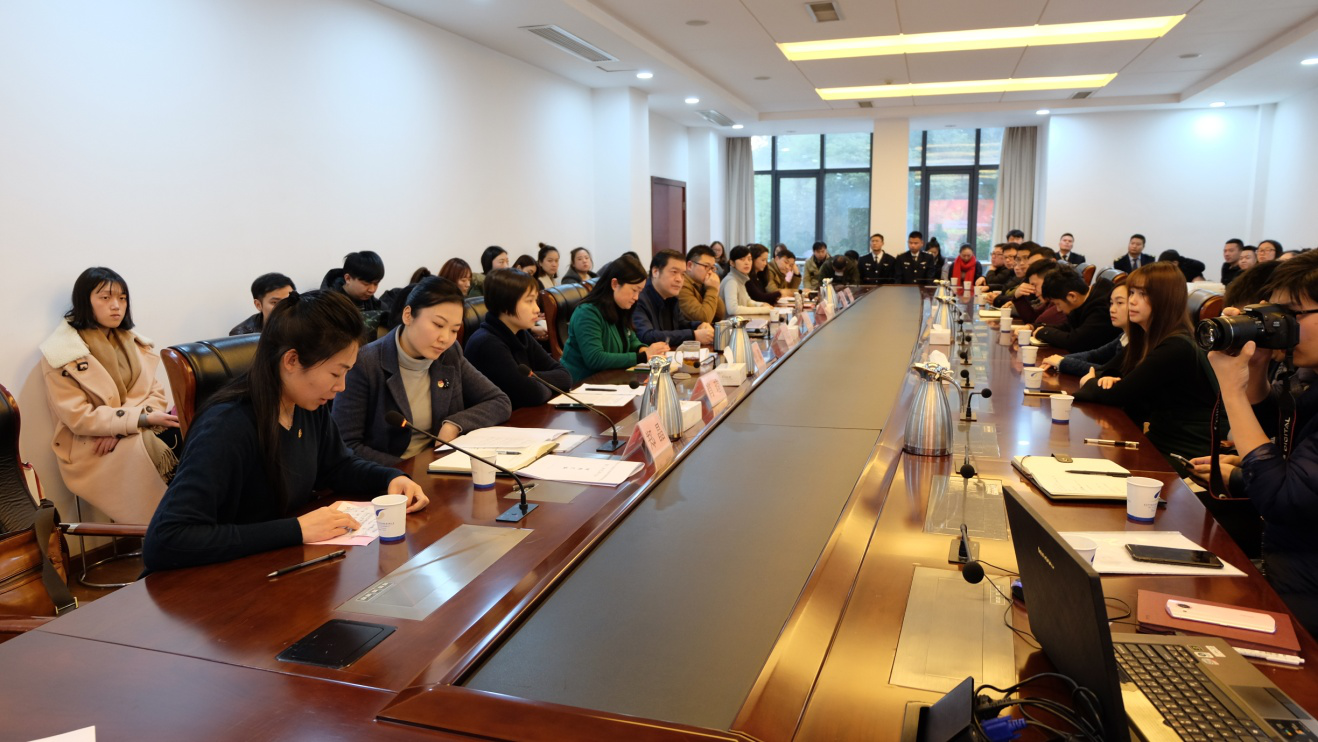 凝聚青春力量 共促企業(yè)發(fā)展-----商務區(qū)集團公司第二次團代會圓滿召開