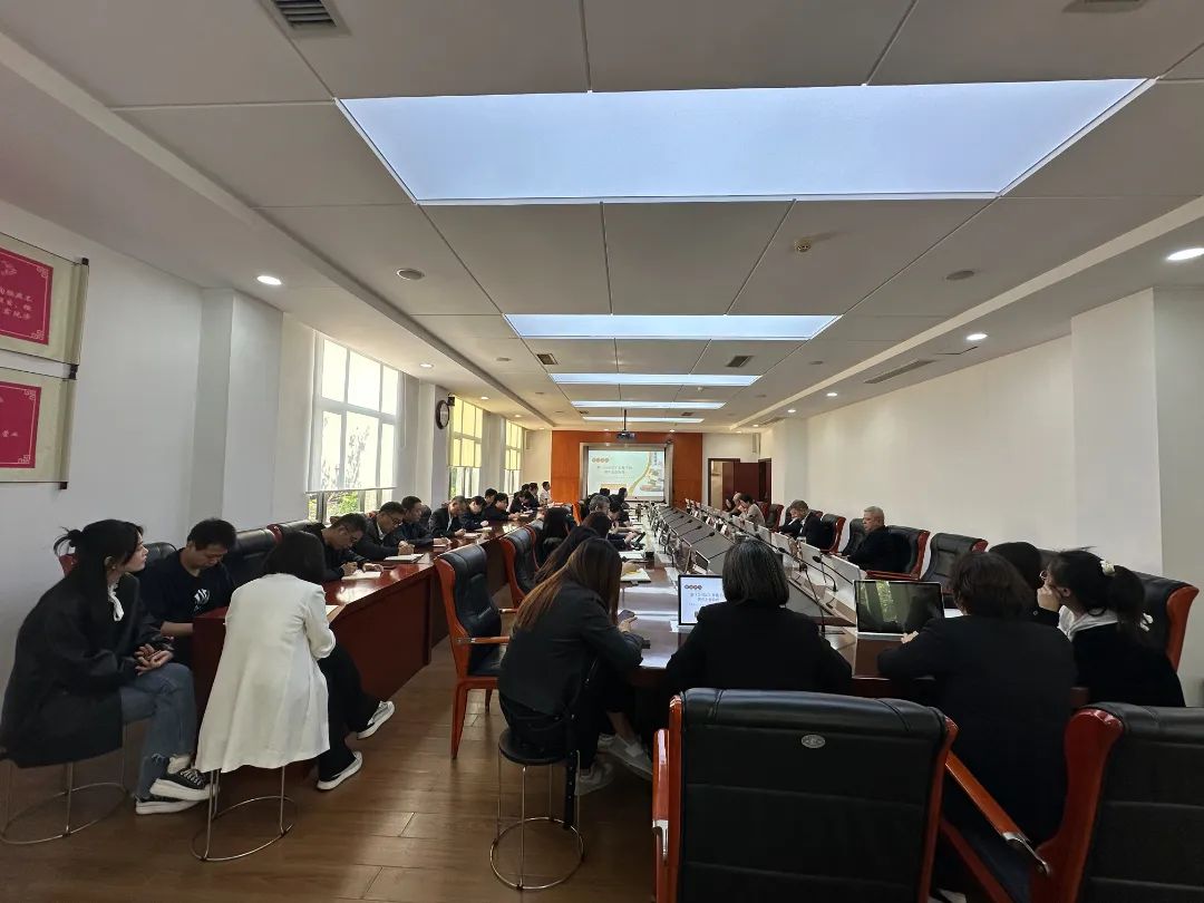強化法務培訓 護航集團穩(wěn)健發(fā)展 | 商務區(qū)集團開展法務專題培訓